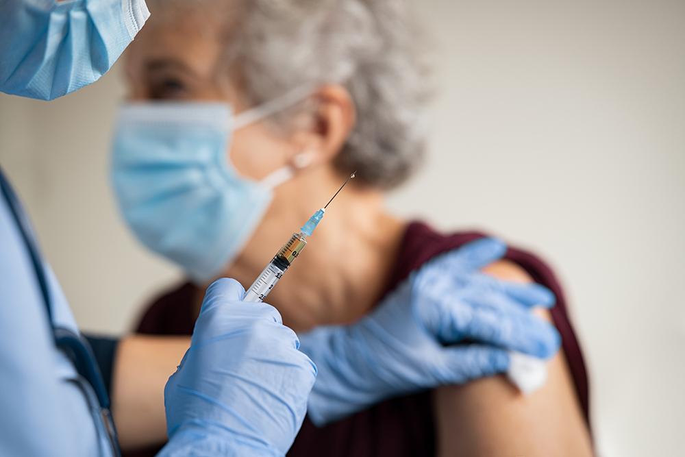 Vaccination Covid geriatric.jpg