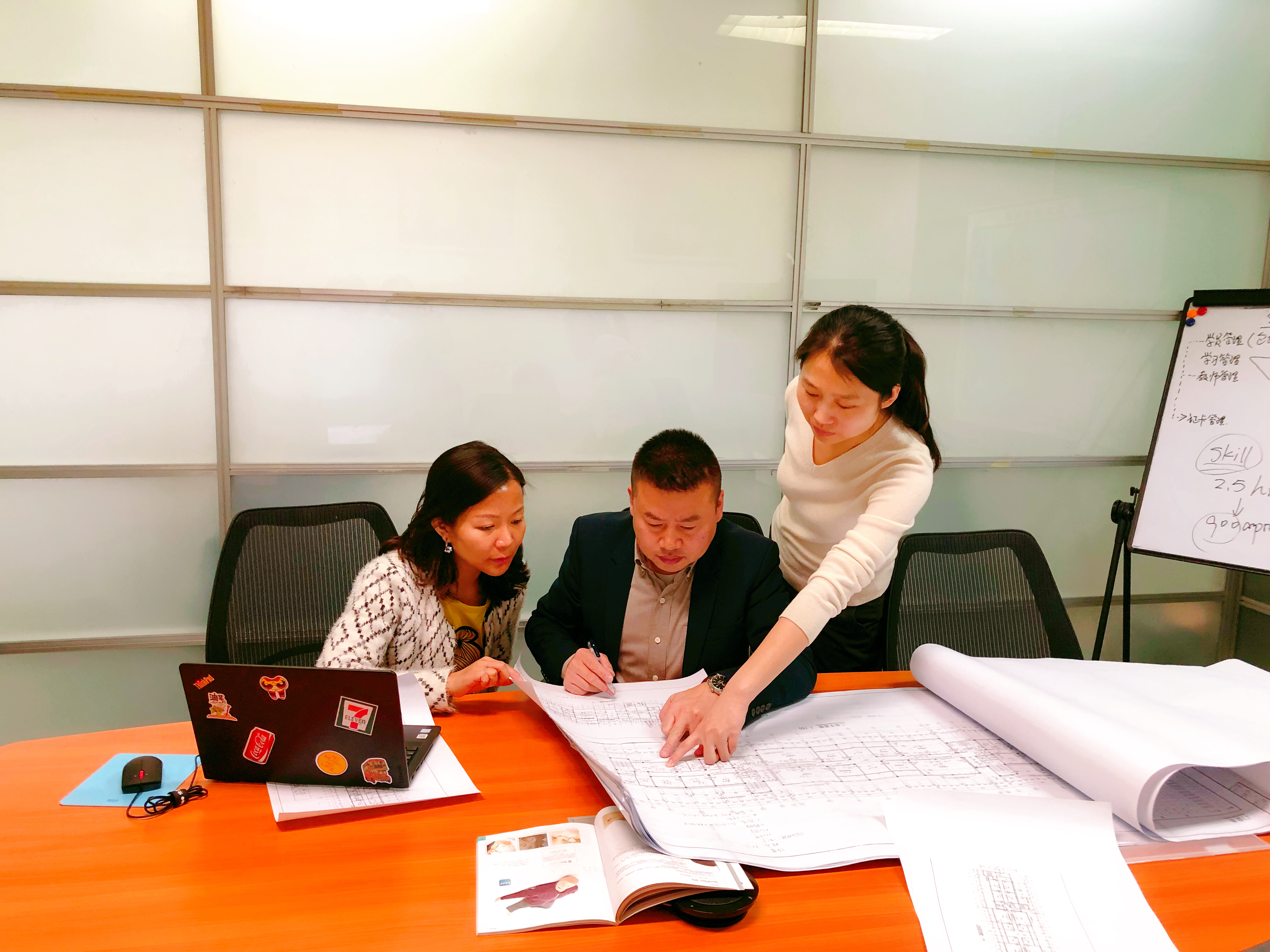 合影照片 (002).jpg