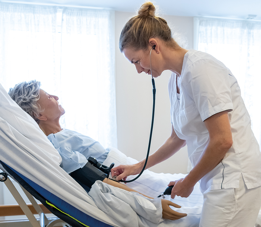 护理安妮老年现实主义。